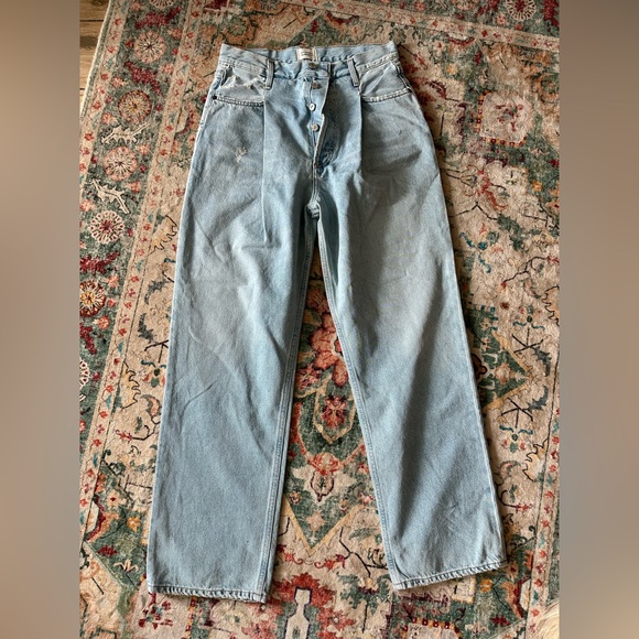 Citizens Of Humanity Denim - Citizens Of Humanity Light Blue Pleated front Jeans